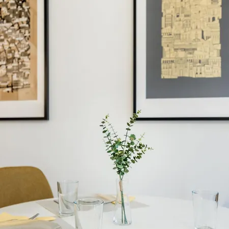 Your Charming At Parliament Boedapest