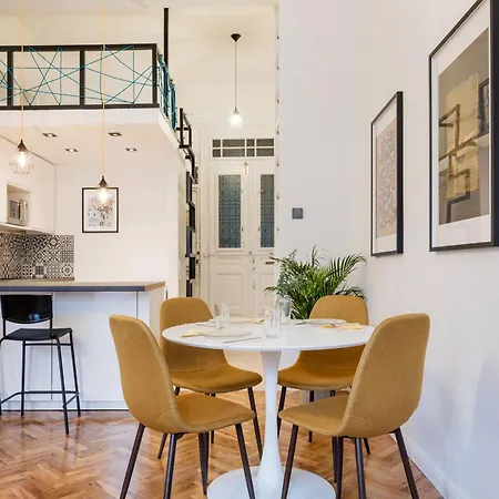 Appartement Your Charming At Parliament Budapest